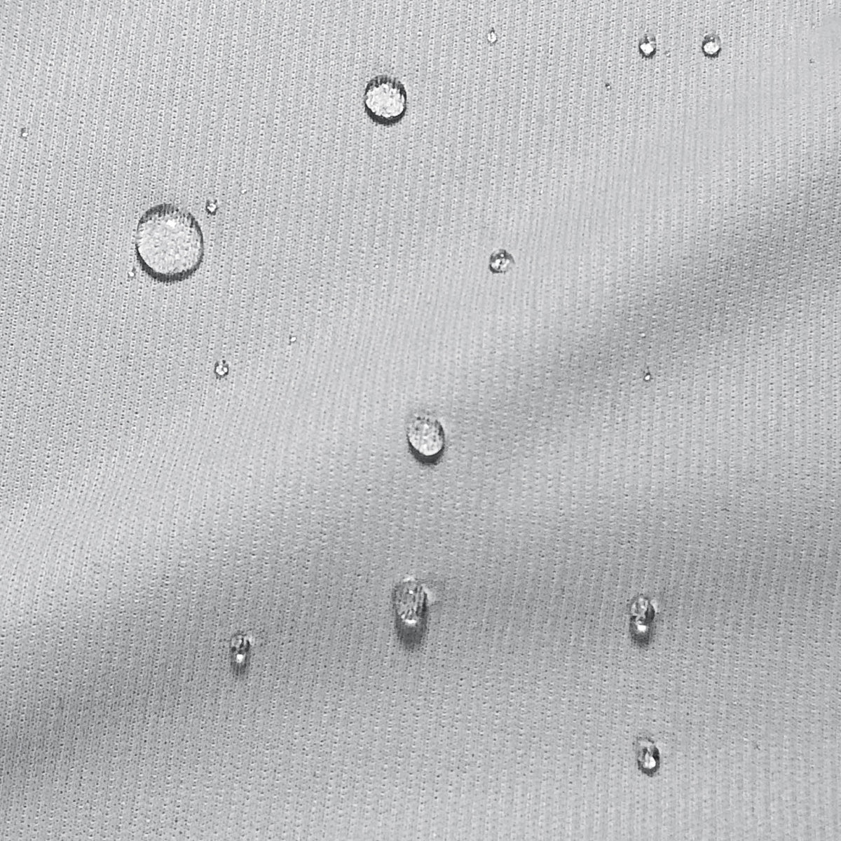 Frio 5-Sided Universal Mattress Protector on bed