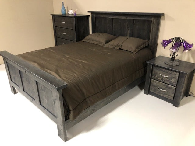 Majestic Pines Itasca Bed - Black
