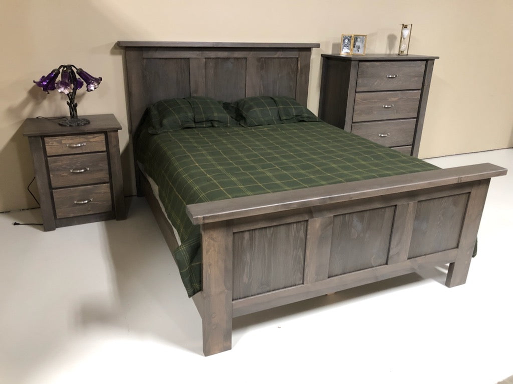 Majestic Pines Itasca Bedroom Set